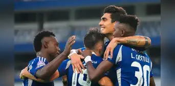 Emelec sin Christian Cueva ganó pese a la adversidad: venció 3-1 a Deportivo Cuenca por LaLigaPro de Ecuador Emelec sin Christian Cueva ganó pese a la adversidad: venció 3-1 a Deportivo Cuenca por LaLigaPro de Ecuador