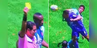 Renzo Garcés sufrió fuerte patada en la cara y árbitro solo sacó amarilla en el Alianza Lima vs Alianza Universidad: el VAR no lo llamó Renzo Garcés sufrió fuerte patada en la cara y árbitro solo sacó amarilla en el Alianza Lima vs Alianza Universidad: el VAR no lo llamó