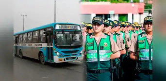 Buscan sancionar a conductores que nieguen el pase gratuito a policías en buses a través de "Acta de Negativa"