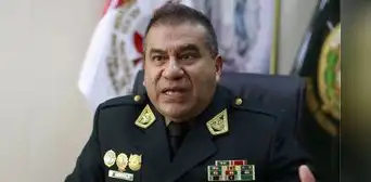 Comandante General de la PNP, Óscar Arriola, criminaliza paro de transportistas y advierte detenciones