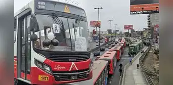 Paro de transportes: Gremios levantan extensión de protesta tras reunión con Consejo de Ministros Paro de transportes: Gremios levantan extensión de protesta tras reunión con Consejo de Ministros