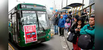 ¿Habrá paro el miércoles 8 de octubre, feriado nacional? Gremios de transportistas se pronuncian ¿Habrá paro el miércoles 8 de octubre, feriado nacional? Gremios de transportistas se pronuncian