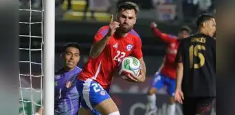 Ben Brereton celebró doble al ganarle a Perú y romper sequía de 17 partidos sin anotar gol: "Lo necesitábamos"
