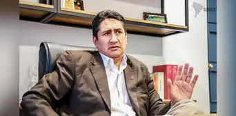 Vladimir Cerrón reaparece: analiza la caída de Dina Boluarte y confirma participación de Perú Libre en Elecciones 2026 Vladimir Cerrón reaparece: analiza la caída de Dina Boluarte y confirma participación de Perú Libre en Elecciones 2026