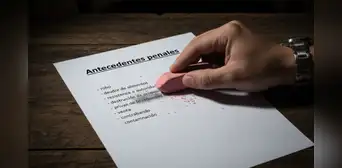 Si omito o falsifico documentos en una convocatoria de trabajo del sector público, ¿podría ir a la cárcel? Si omito o falsifico documentos en una convocatoria de trabajo del sector público, ¿podría ir a la cárcel?