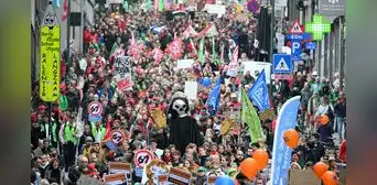 Bélgica: miles protestan contra los recortes en pensiones y servicios públicos anunciados por el gobierno