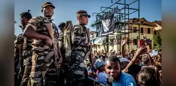 EE. UU. pide una solución pacífica tras la toma del poder por militares en Madagascar EE. UU. pide una solución pacífica tras la toma del poder por militares en Madagascar