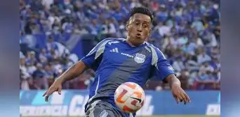 Se reveló que Christian Cueva estaría cerca de irse de Emelec de Ecuador por dos fuertes razones: "Evalúa volver a Perú"