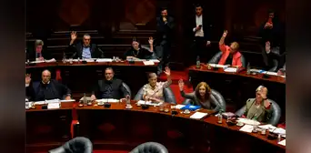 Uruguay aprueba la primera ley de eutanasia de América Latina con amplia mayoría en el Senado Uruguay aprueba la primera ley de eutanasia de América Latina con amplia mayoría en el Senado