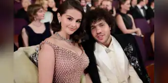 Selena Gomez habla por primera vez tras su boda con Benny Blanco: “Me puse a llorar” Selena Gomez habla por primera vez tras su boda con Benny Blanco: “Me puse a llorar”