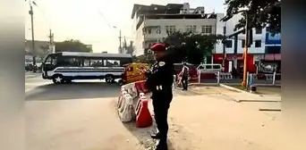 Iba a abordar un bus en San Juan de Lurigancho, pero termina detenido porque contaba con orden de captura por agresión en Huánuco