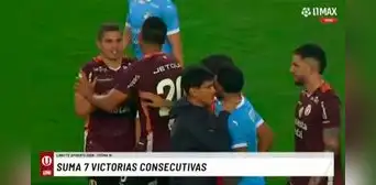 Aldo Corzo y Christofer Gonzáles protagonizaron fuerte cruce tras la victoria de Universitario ante Sporting Cristal Aldo Corzo y Christofer Gonzáles protagonizaron fuerte cruce tras la victoria de Universitario ante Sporting Cristal