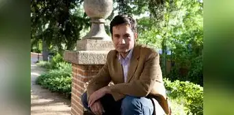 Martín Rodríguez-Gaona: “Las redes sociales afectan directamente a la lectura tradicional, solitaria, concentrada y silenciosa”