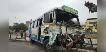 Bus sufre accidente e impacta contra cerco del Metropolitano en Comas: usuarios reportan demoras en estaciones Bus sufre accidente e impacta contra cerco del Metropolitano en Comas: usuarios reportan demoras en estaciones