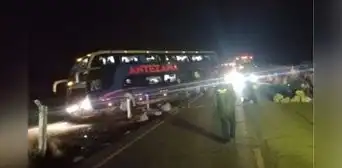 Robo masivo en Ayacucho: cinco buses interprovinciales fueron asaltados por delincuentes en plena carretera de madrugada Robo masivo en Ayacucho: cinco buses interprovinciales fueron asaltados por delincuentes en plena carretera de madrugada