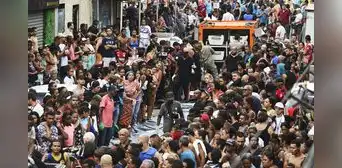 Hallan más de 74 cuerpos en favelas de Río de Janeiro y muertos tras fatal operativo policial aumentarían a 132 Hallan más de 74 cuerpos en favelas de Río de Janeiro y muertos tras fatal operativo policial aumentarían a 132