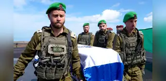 Hamás entrega a Israel los cuerpos de dos rehenes como parte del acuerdo de alto al fuego en Gaza Hamás entrega a Israel los cuerpos de dos rehenes como parte del acuerdo de alto al fuego en Gaza