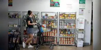 EE.UU. cumple un mes de cierre del gobierno y millones de personas quedarán sin ayuda alimentaria EE.UU. cumple un mes de cierre del gobierno y millones de personas quedarán sin ayuda alimentaria