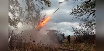 Rusia ataca a Ucrania y deja al menos 6 muertos tras bombardeo con misiles balísticos y drones Rusia ataca a Ucrania y deja al menos 6 muertos tras bombardeo con misiles balísticos y drones