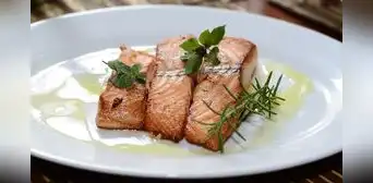 Este es oficialmente el pescado más saludable del mundo y es muy popular en Latinoamérica: el salmón ya no ocupa el primer lugar Este es oficialmente el pescado más saludable del mundo y es muy popular en Latinoamérica: el salmón ya no ocupa el primer lugar