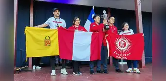 Estudiantes peruanos sorprenden al mundo al coronarse campeones del Mundial Escolar de Ciencia y Tecnología Estudiantes peruanos sorprenden al mundo al coronarse campeones del Mundial Escolar de Ciencia y Tecnología