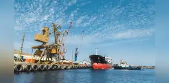Puerto de Matarani suscribe adenda por US$700 millones para ampliar capacidad operativa Puerto de Matarani suscribe adenda por US$700 millones para ampliar capacidad operativa