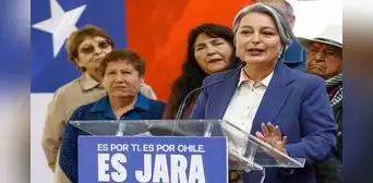 Jeannette Jara afirma que considera dejar el Partido Comunista si gana la Presidencia de Chile Jeannette Jara afirma que considera dejar el Partido Comunista si gana la Presidencia de Chile