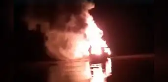 Loreto: explosión de embarcación en el río Huallaga deja un desaparecido Loreto: explosión de embarcación en el río Huallaga deja un desaparecido