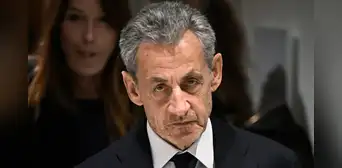 Francia pone en libertad vigilada al expresidente Nicolas Sarkozy tras pasar 20 días en prisión por asociación ilícita
