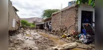 Senamhi emite alerta naranja por huaicos: advierte lluvias y activación de quebradas en 9 regiones