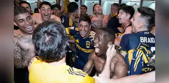 Boca Juniors celebra a lo grande y Luis Advíncula se roba el show tras victoria ante River Plate en el Superclásico argentino Boca Juniors celebra a lo grande y Luis Advíncula se roba el show tras victoria ante River Plate en el Superclásico argentino