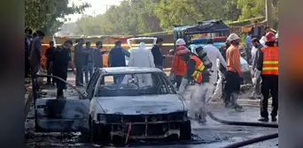 Atentado con explosivos en la capital de Pakistán deja al menos 12 muertos y 27 heridos frente a un tribunal Atentado con explosivos en la capital de Pakistán deja al menos 12 muertos y 27 heridos frente a un tribunal