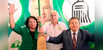 Fernando Olivera anuncia fórmula presidencial y candidatos al Congreso de su partido Frente Esperanza
