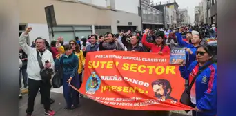 Docentes del Sutep acatan paro nacional y exigen aumento de bono tras años de abandono Docentes del Sutep acatan paro nacional y exigen aumento de bono tras años de abandono