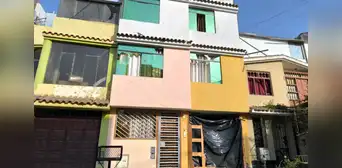 Atentado con explosivos en vivienda de mineros en Trujillo deja 17 casas afectadas; es el segundo incidente en la zona Atentado con explosivos en vivienda de mineros en Trujillo deja 17 casas afectadas; es el segundo incidente en la zona
