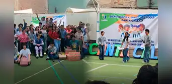 Escolares peruanos con discapacidad visual luchan por la inclusión y el acceso a la educación sin violencia Escolares peruanos con discapacidad visual luchan por la inclusión y el acceso a la educación sin violencia