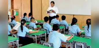 Declaran día no laborable el 17 de noviembre: colegios no tendrán clases en esta región, según Minedu