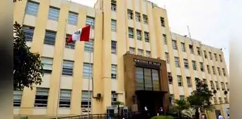 Sindicato del Minsa denuncia posibles cambios irregulares en el Pronis