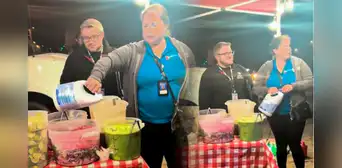 Indignación en EE.UU.: trabajadora del ayuntamiento lanza lejía a comida de una familia latina que vendía en la calle Indignación en EE.UU.: trabajadora del ayuntamiento lanza lejía a comida de una familia latina que vendía en la calle