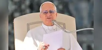 Papa León XIV critica a Donald Trump por trato extremadamente irrespetuoso a inmigrantes: "Hay que tratar a las personas con humanidad" Papa León XIV critica a Donald Trump por trato extremadamente irrespetuoso a inmigrantes: "Hay que tratar a las personas con humanidad"