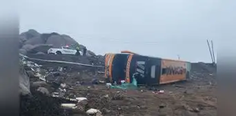 Arequipa: despiste y volcadura de bus en la Panamericana Sur deja al menos 10 heridos