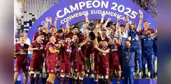 Lanús consiguió su segundo título de Copa Sudamericana luego de vencer 5-4 en penales al Atlético Mineiro Lanús consiguió su segundo título de Copa Sudamericana luego de vencer 5-4 en penales al Atlético Mineiro