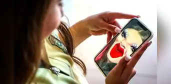 Australia: Snapchat exige verificación de edad a adolescentes ante inminente prohibición para menores de 16 años Australia: Snapchat exige verificación de edad a adolescentes ante inminente prohibición para menores de 16 años
