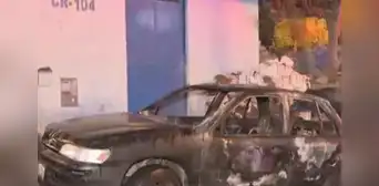 Delincuentes incendian auto de emprendedor en Independencia tras confundirlo con colectivero: grabaron el incidente para exigir cupos