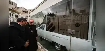 El papamóvil de Francisco será utilizado como clínica móvil para atender a los niños de Gaza El papamóvil de Francisco será utilizado como clínica móvil para atender a los niños de Gaza