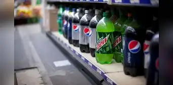 Reino Unido: gobierno amplía impuesto sobre bebidas azucaradas para luchar contra la obesidad
