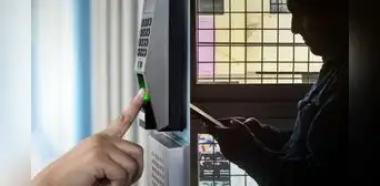 Osiptel: extranjeros en Perú solo podrán contratar líneas móviles presencialmente y tras pasar por control biométrico Osiptel: extranjeros en Perú solo podrán contratar líneas móviles presencialmente y tras pasar por control biométrico