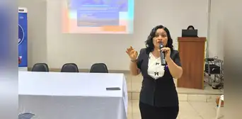 76 % de mujeres afirman tener menos oportunidades laborales que los hombres, según informe regional sobre brechas económicas en Piura 76 % de mujeres afirman tener menos oportunidades laborales que los hombres, según informe regional sobre brechas económicas en Piura