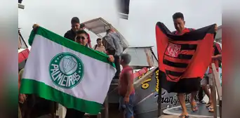 Hinchas de Flamengo y Palmeiras llegan por el Amazonas desde Brasil rumbo a la final de la Copa Libertadores Hinchas de Flamengo y Palmeiras llegan por el Amazonas desde Brasil rumbo a la final de la Copa Libertadores