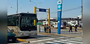 Bus del Metropolitano atropella a peatón en estación Izaguirre en Los Olivos: herido fue trasladado a una clínica